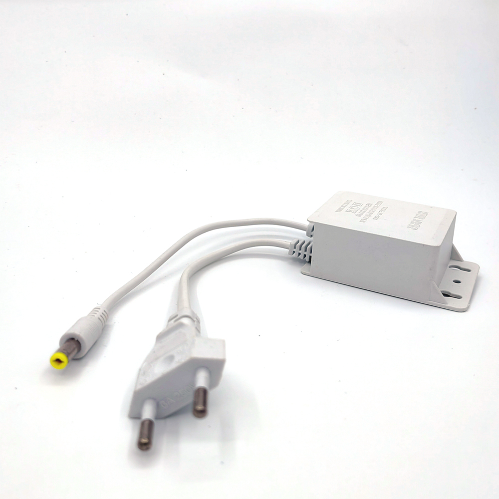 أبيض التيار المتناوب 100-240 ف - مراجعة Outdoor Power Port وسعره